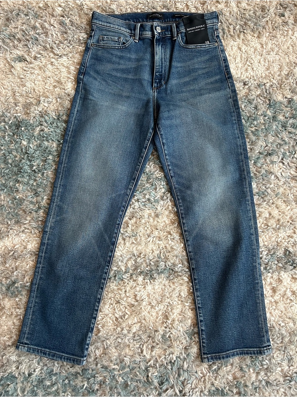 Banana Republic Straight-Leg Jeans in Medium Blue